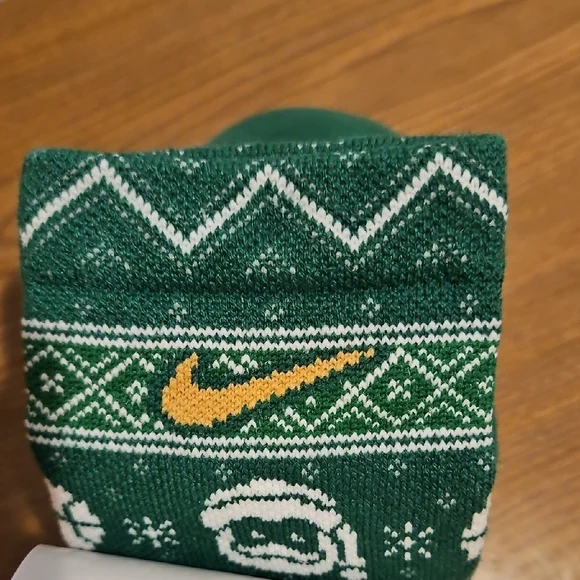 Nike Elite Green Athletic Socks - Picture 3 of 5